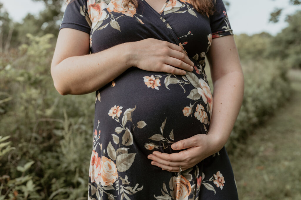 photo of a pregnant belly